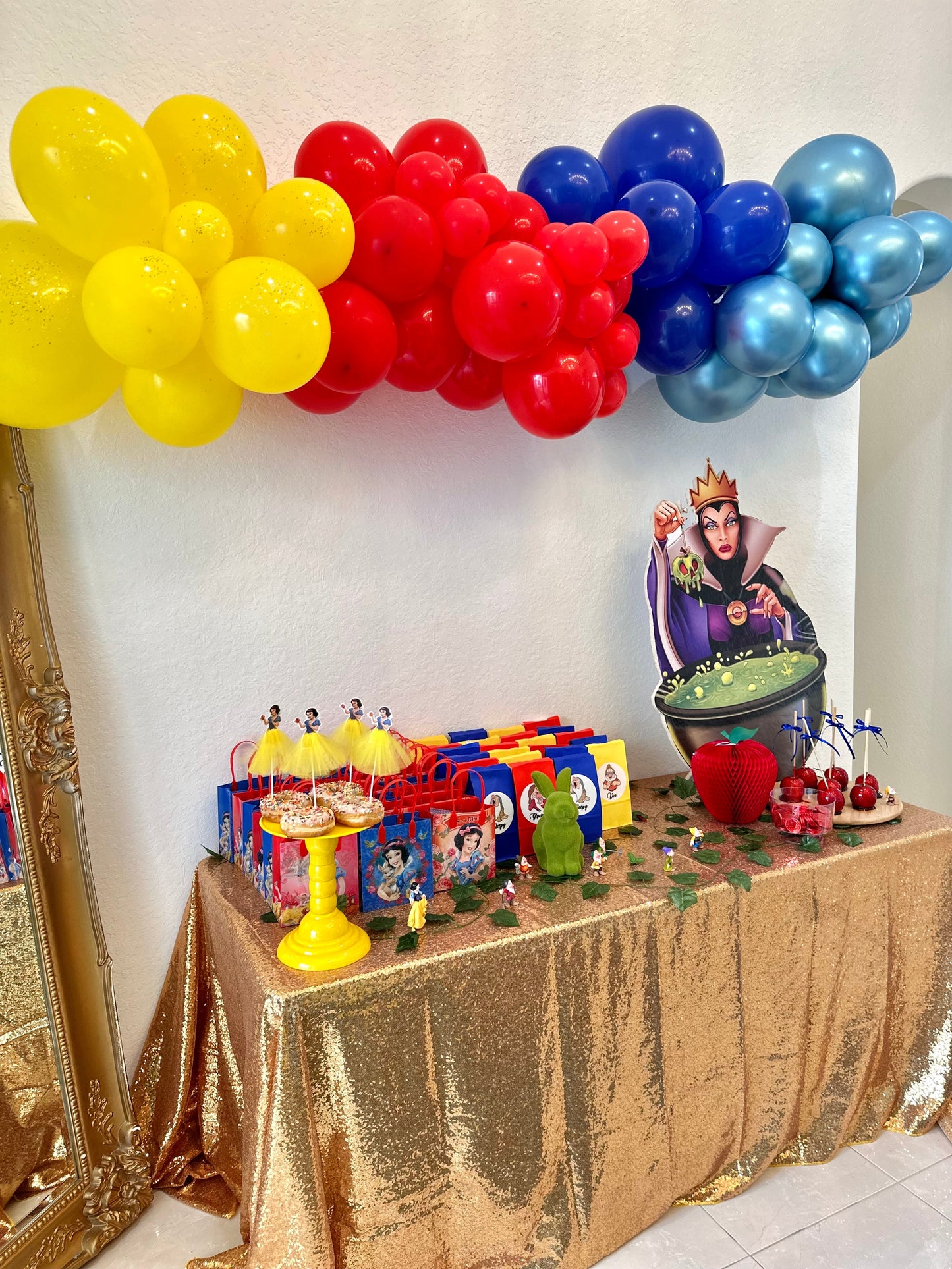 Themed Balloon Arch