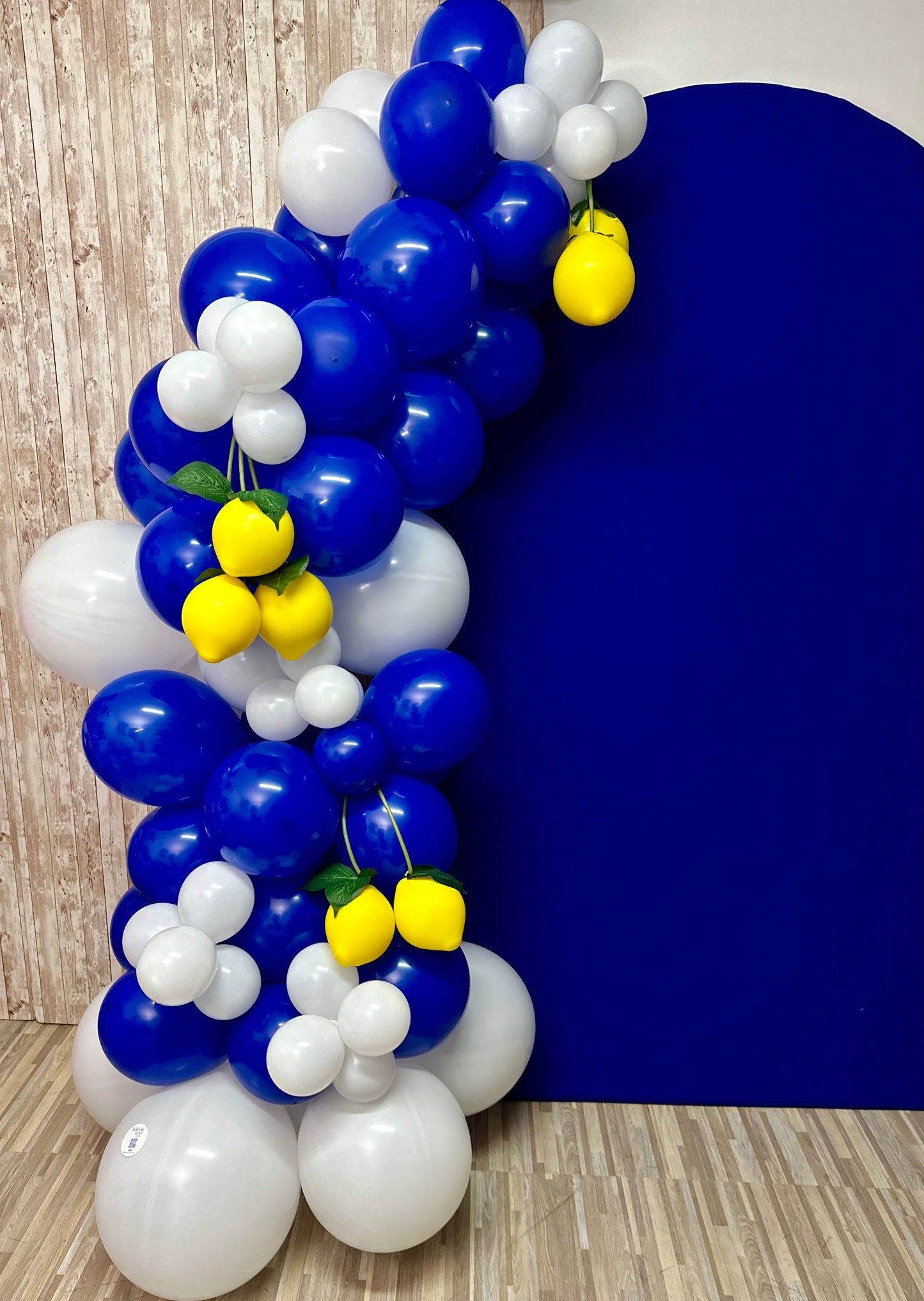 Balloons Arch. Garland Style