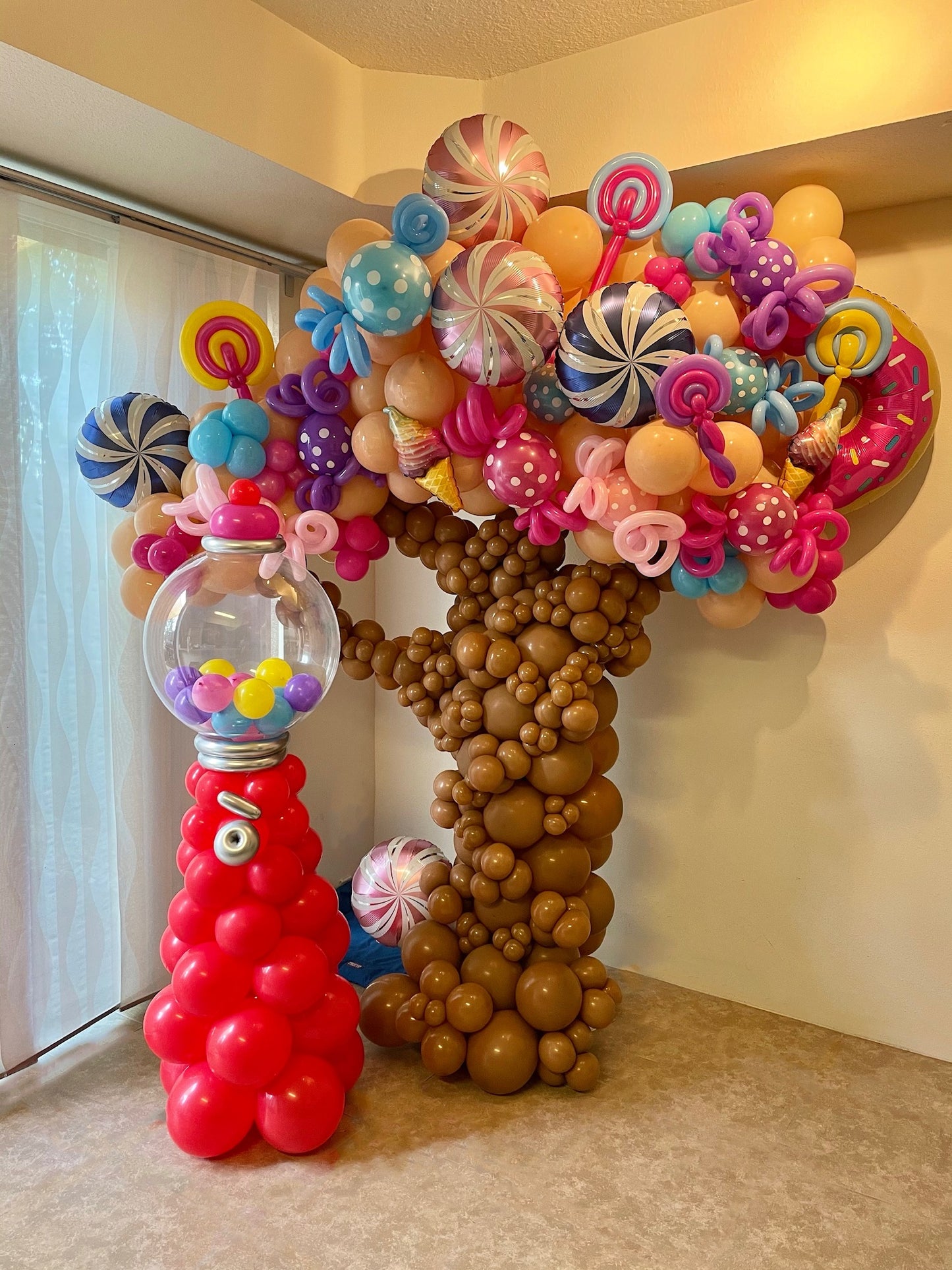 Magic Balloon Tree