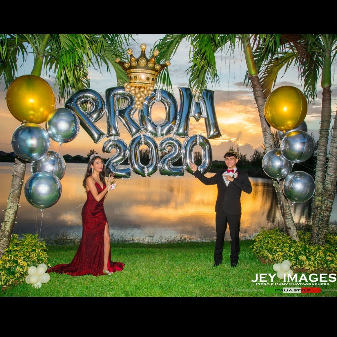 Graduation Balloons Arch